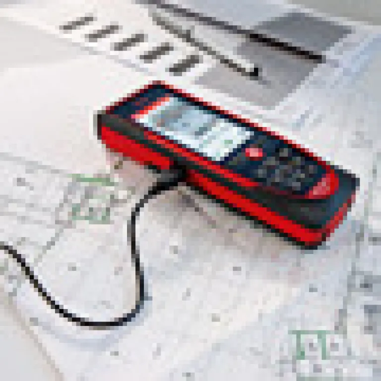 مسافت‌سنج لیزری لایکا دیستو Leica DISTO D5 با اندازه‌گیری دقیق و منظره‌یاب دیجیتال 4 برابر