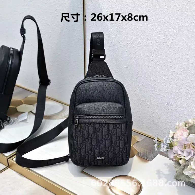 عرضه مستقیم کراس‌بوردر 2025 مدل جدید کیف مردانه m lv مشکی بلک‌واریر کیف کمری کیف سینه چرم طبیعی کیف دوشی کج شیک کیف تک‌دوش