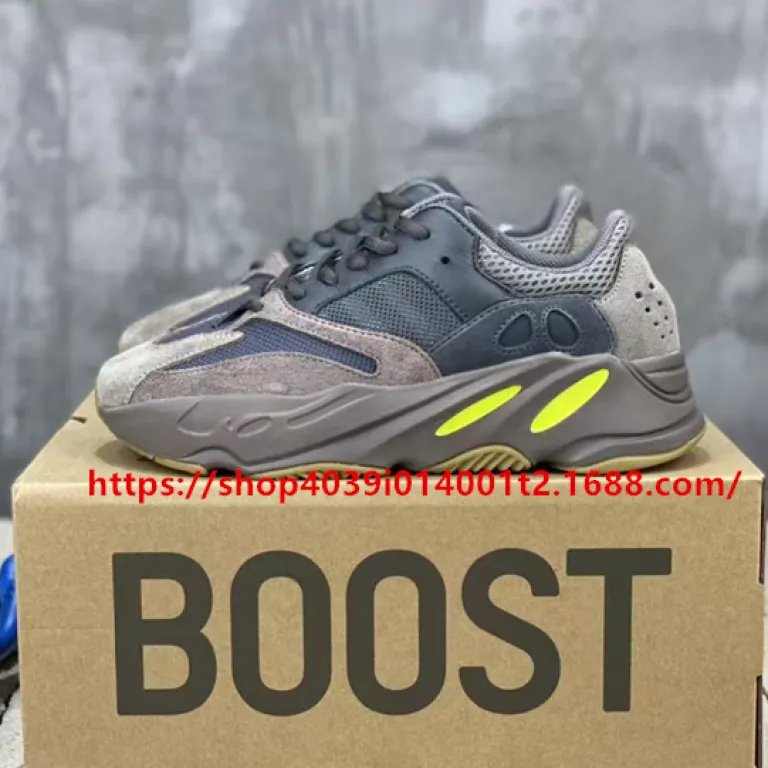 کفش اصل پوتیان یزی originalsboost700v2 مردانه و زنانه 700v3 کفش پدری ساق کوتاه مشکی