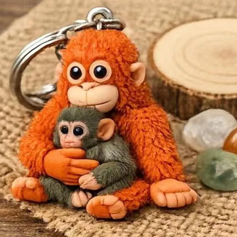 عروسک پارچه‌ای اورانگوتان قرمز Protect Punch The Monkey با طرح فان و خاص، پرفروش صادراتی به‌صورت آویز