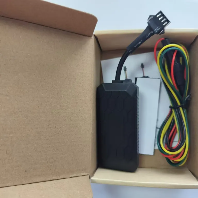 4G ردیاب GPS پرفروش، مدل سیم‌کشی خودرو، ردیاب هوشمند ضد سرقت و ضد گم‌شدن برای موتورسیکلت و خودروی برقی، فروش مستقیم کارخانه