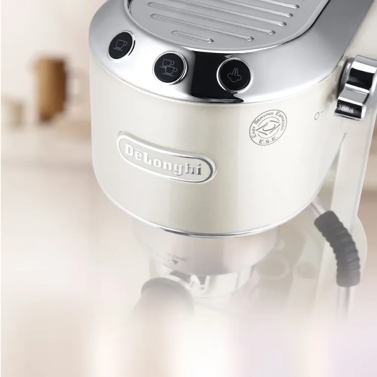 قهوه‌ساز نیمه‌اتوماتیک دِلونگی (Delonghi) اسپرسوساز پمپی EC885.CR