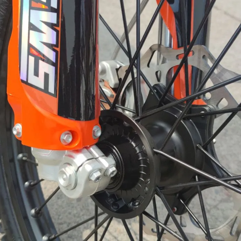 موتورسیکلت کراس KEWS K16-CB250F مدل مسابقهای حرفهای مخصوص پیست مسابقه