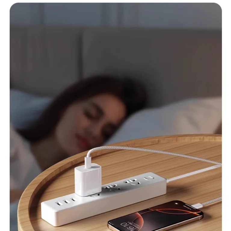 کابل شارژ بافته‌شده فست‌شارژ اورجینال مناسب 15/17 اپل iPhone16Pro