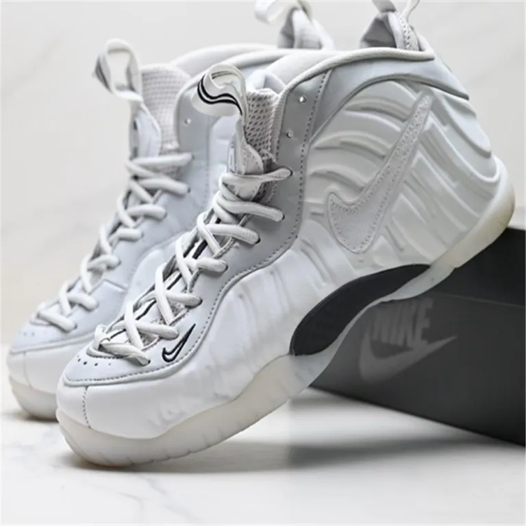 کفش بسکتبال WmnsAirFOAMPOSITEPRO هاداوی نسل اول اسپری فوم