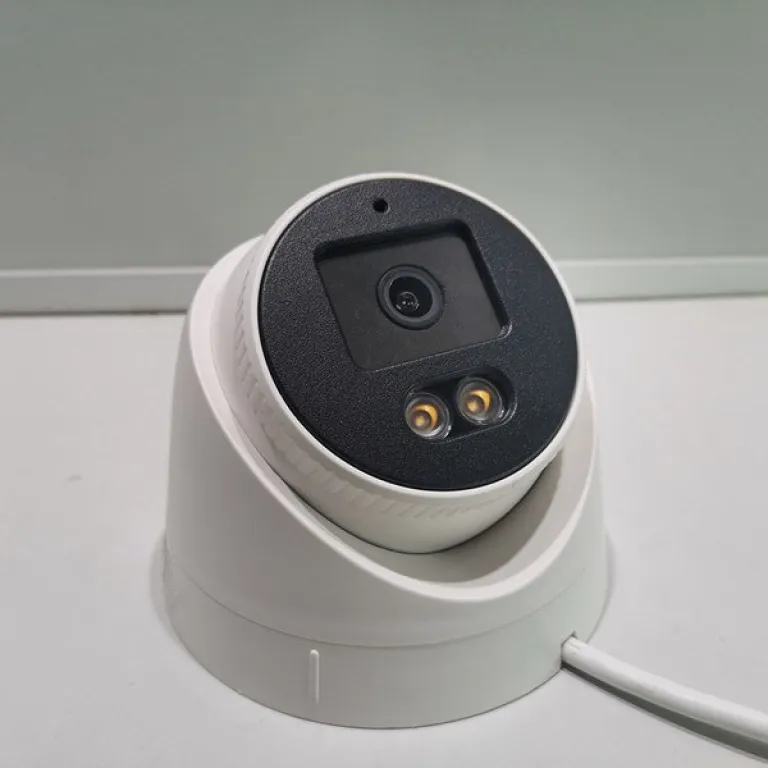 دوربین مداربسته POE 800 مگاپیکسلی با کیفیت بالا و دید در شب استارلایت 4K برای فضای باز، مناسب سیستم امنیتی
