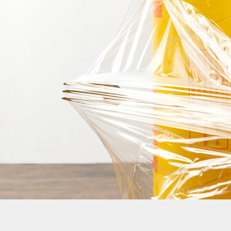 رول بزرگ سلفون PVC مخصوص سوپرمارکت و مصارف تجاری، یکبارمصرف برای بسته‌بندی خانگی، مناسب آشپزخانه، میوه و سبزیجات، عمده