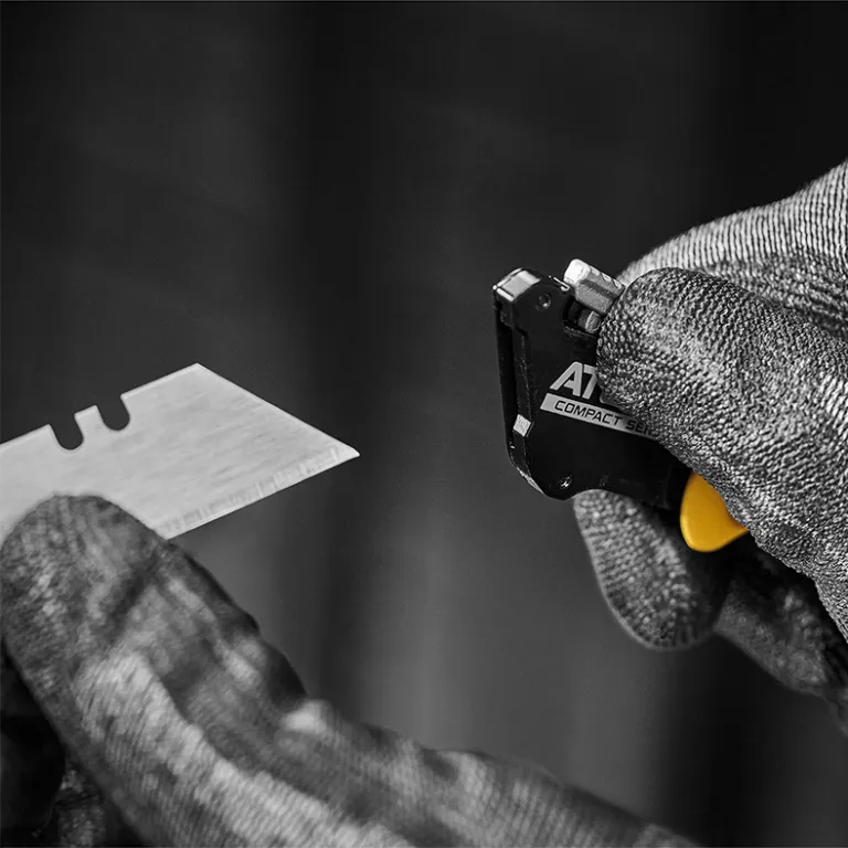 چاقوی تاشو DeWalt DWHT10990 مدل ATOMIC، کاتر چندمنظوره، تیغ برش، کاغذبر و بازکننده جعبه