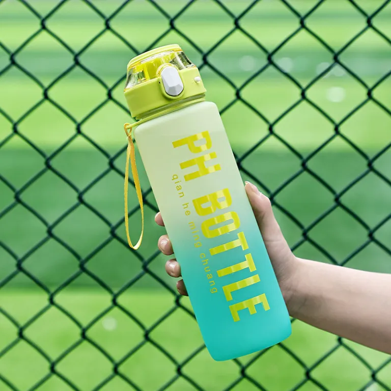 بطری آب گرادیان رنگی مات 1000ml با ظرفیت بالا برای باشگاه و ورزش، قابل حمل، مناسب فروش بین‌المللی آمازون