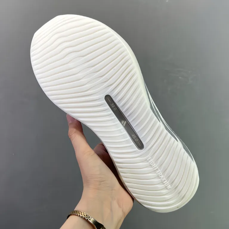 کفش ورزشی کراسبوردر Hyperboost Edge ضربه‌گیر مردانه و زنانه سبک مخصوص دویدن KI4413kk0228