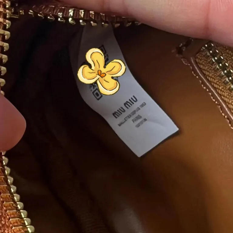 کیف دستی کوچک بوستون بولینگ بالشی مدل جدید miu قابل استفاده به صورت دوشی و کراس بادی