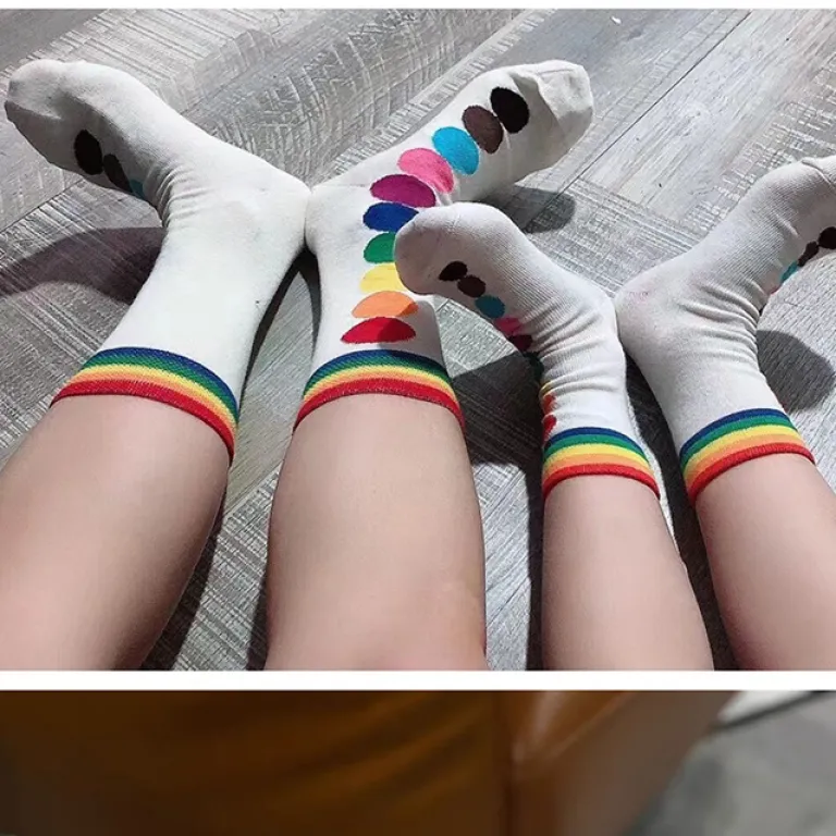 جوراب بچگانه HappySocks طرح کارتونی ساق متوسط مدل هایپی مناسب دختر و پسر برای استفاده بیرون از منزل طرح بامزه عمده و خانوادگی