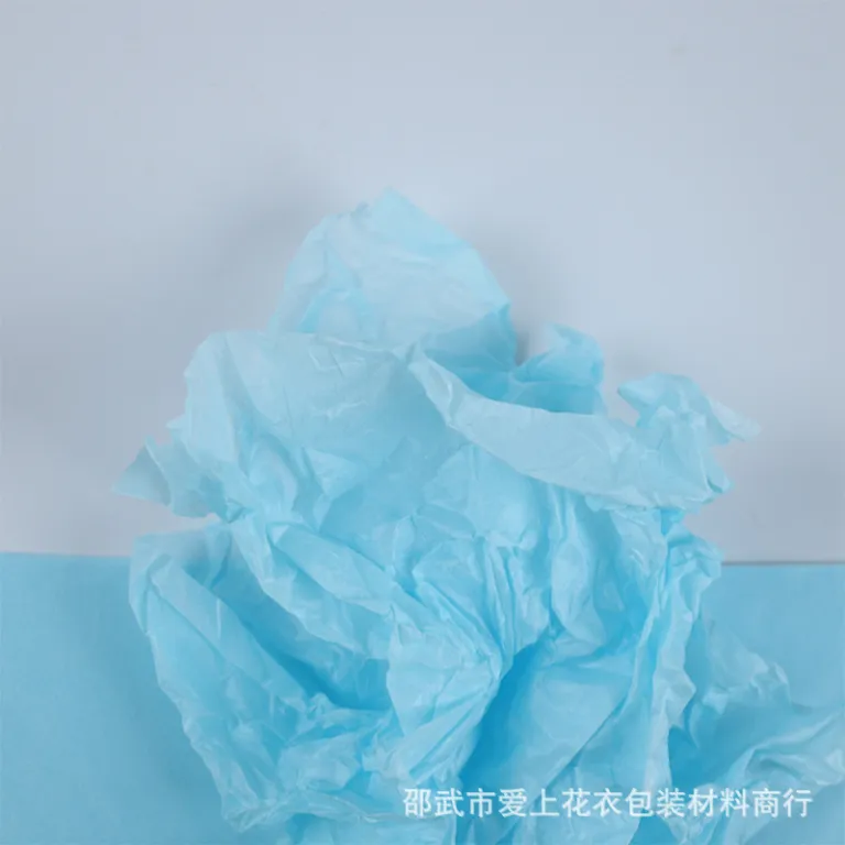 کاغذ کپی گل‌آرایی سفید برفی مدل اینس برای آستر دسته گل، مواد بسته‌بندی گل، کاغذ بسته‌بندی میوه و هدیه