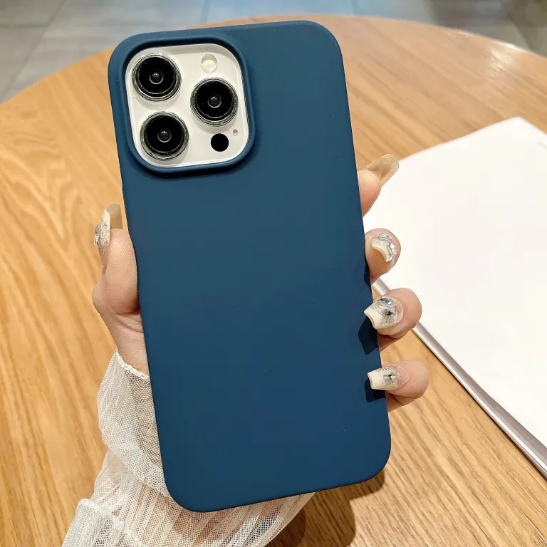 قاب گوشی سیلیکونی مایع با مگ‌سیف مغناطیسی مناسب iPhone18PROMAX اپل 17 ضد ضربه