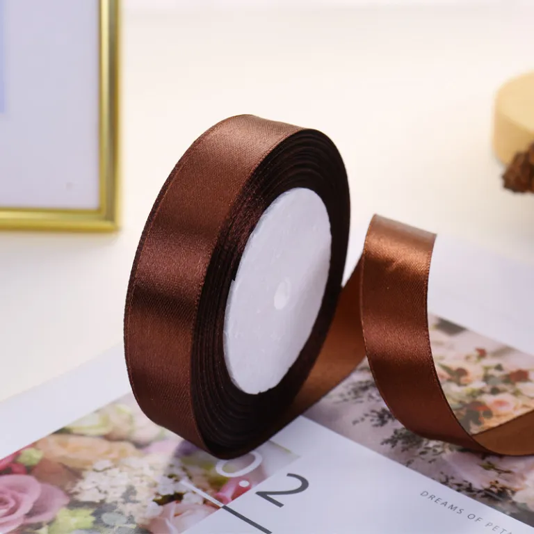 فروش مستقیم کارخانه روبان ساتن کیک 2cm سانتی‌متر، روبان بسته‌بندی هدیه، روبان تزئینی پلی‌استر برای مراسم عروسی، فروش عمده روبان رنگی