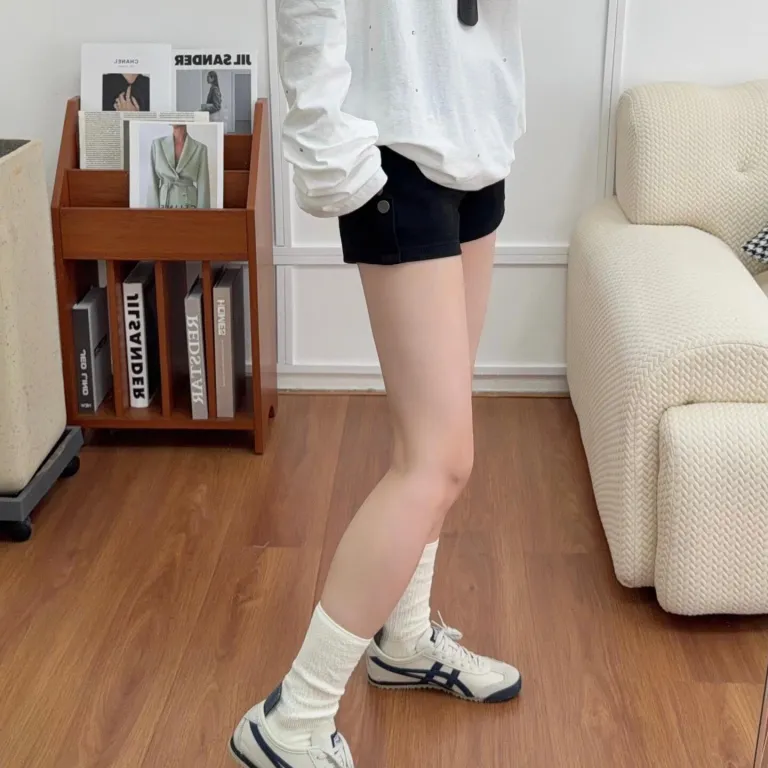 کفش راحتی اسپرت کلاسیک Onitsuka Tiger MEXICO66 مناسب پیادهروی و استفاده روزمره، شیک و همهپسند مدل آگانو