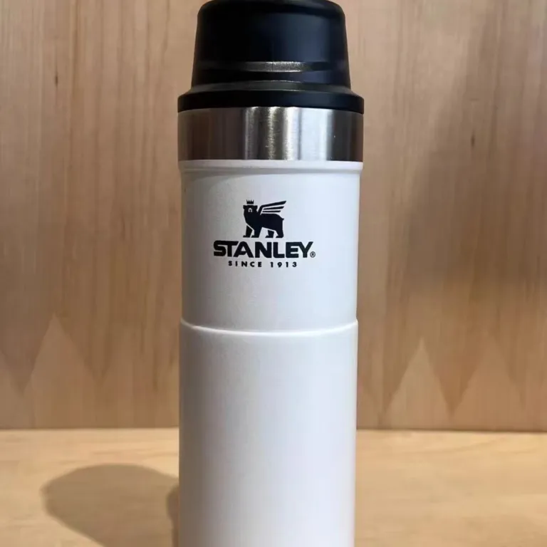 فلاسک استنلی STANLEY مدل 50L مناسب دوچرخه‌سواری، مسافرت و استفاده روزمره