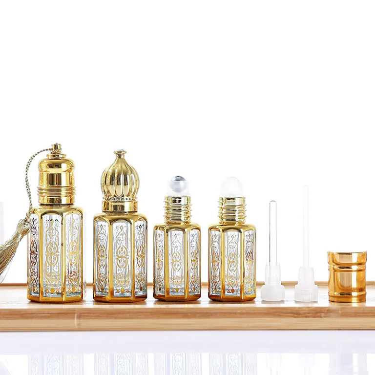 موجود در انبار، بطری رول‌آن روغن اسانس هشت‌ضلعی با مهر طلایی، بطری تقسیم عطر خاورمیانه‌ای، بطری شیشه‌ای نمونه کوچک، بطری رول‌آن ماساژ چشم