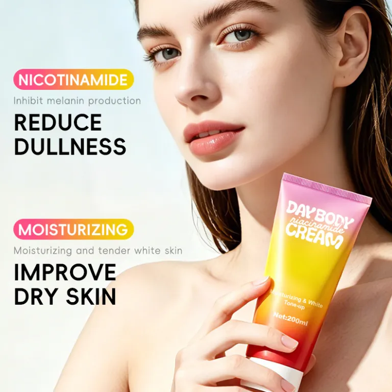 کرم بدن مرطوب‌کننده و روشن‌کننده Moisturizing White Tone-up Cream با بسته‌بندی تمام انگلیسی
