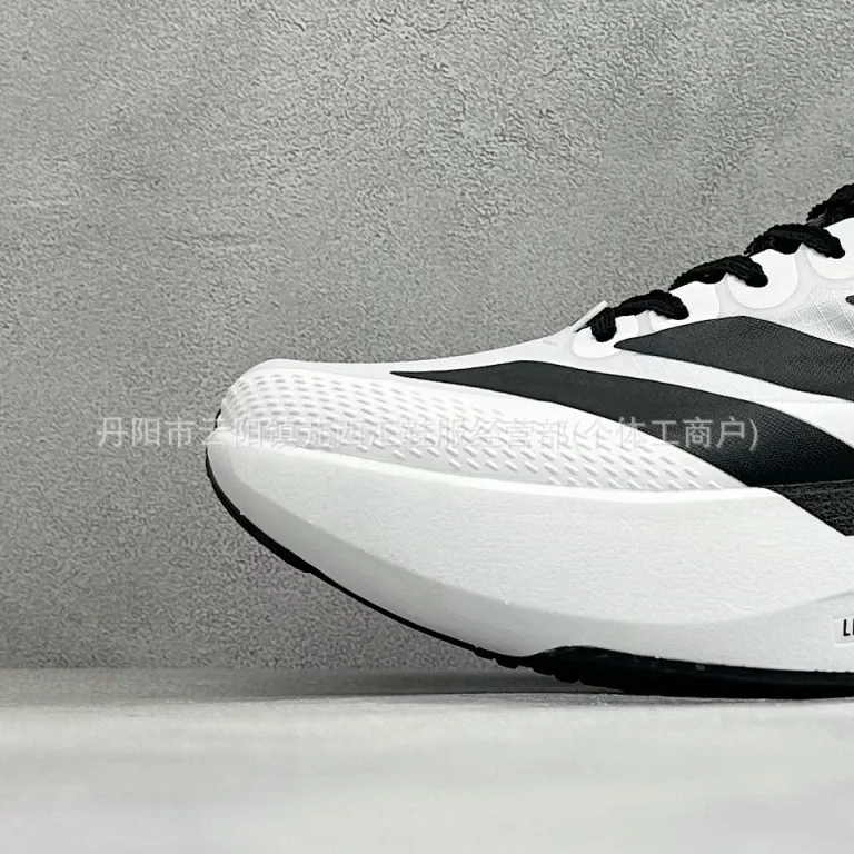 کفش دویدن مسابقهای آدیداس Adizero Evo SL اورجینال پوتیان با رویه مشی تنفسپذیر و مقاوم در برابر سایش