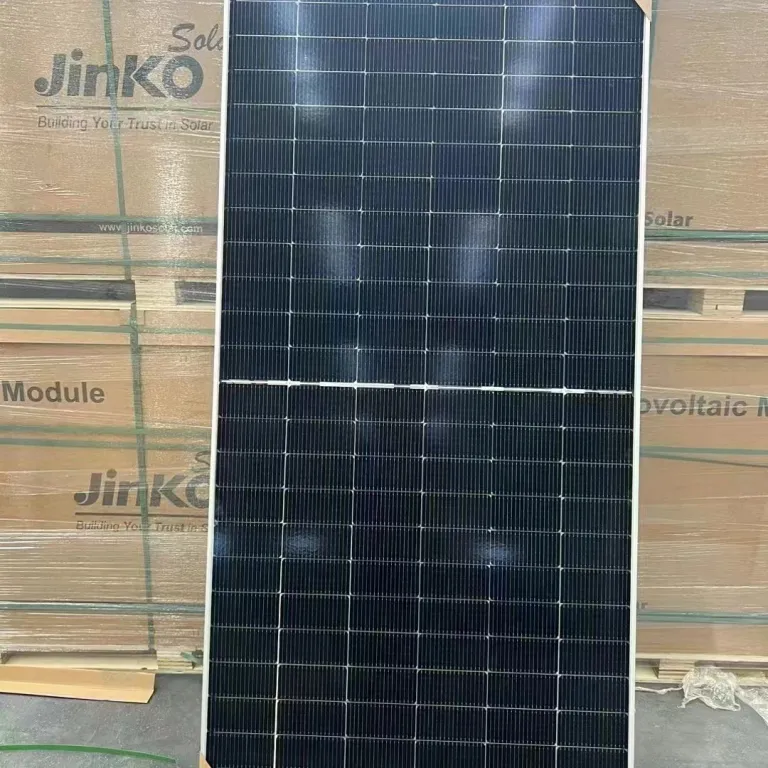 پنل خورشیدی جینکو سولار 615-630 وات تحویل از کارخانه گرید A پنل تولید برق خورشیدی