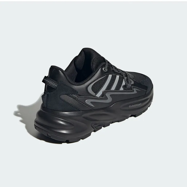 کفش ورزشی پاییزه adidas زنانه و مردانه، سبک، راحت و همه‌کاره