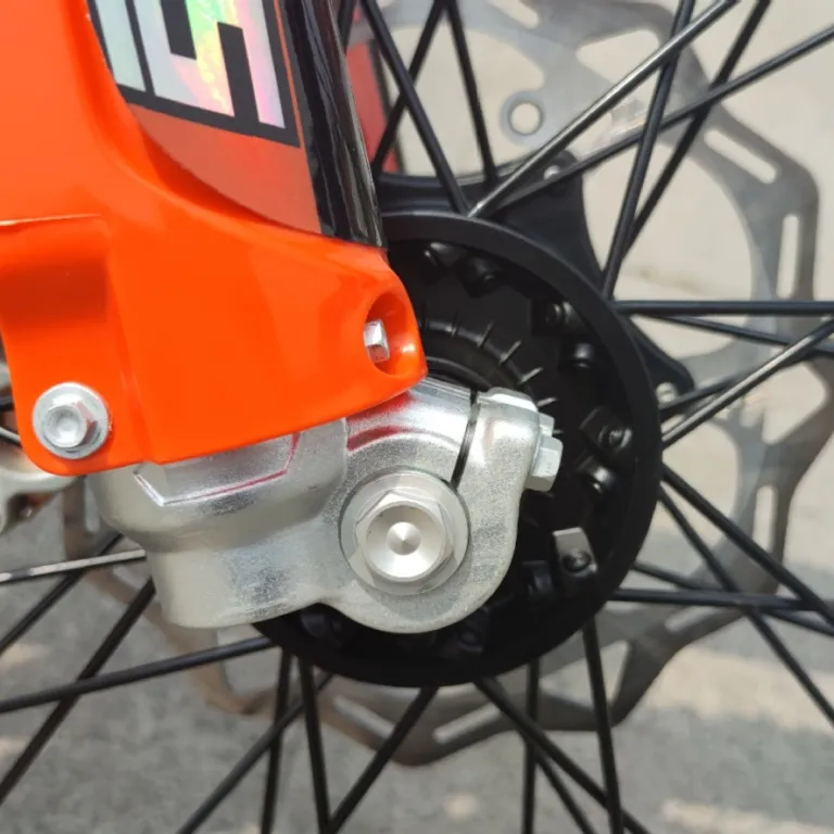 موتورسیکلت کراس KEWS K16-CB250F مدل مسابقهای حرفهای مخصوص پیست مسابقه