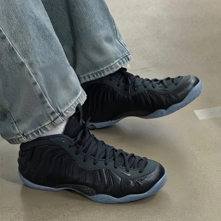 کفش مردانه Nike AIR FOAMPOSITE ONE ساق کوتاه مقاوم در برابر سایش، کفش ورزشی شیک و راحتی برای استفاده روزمره