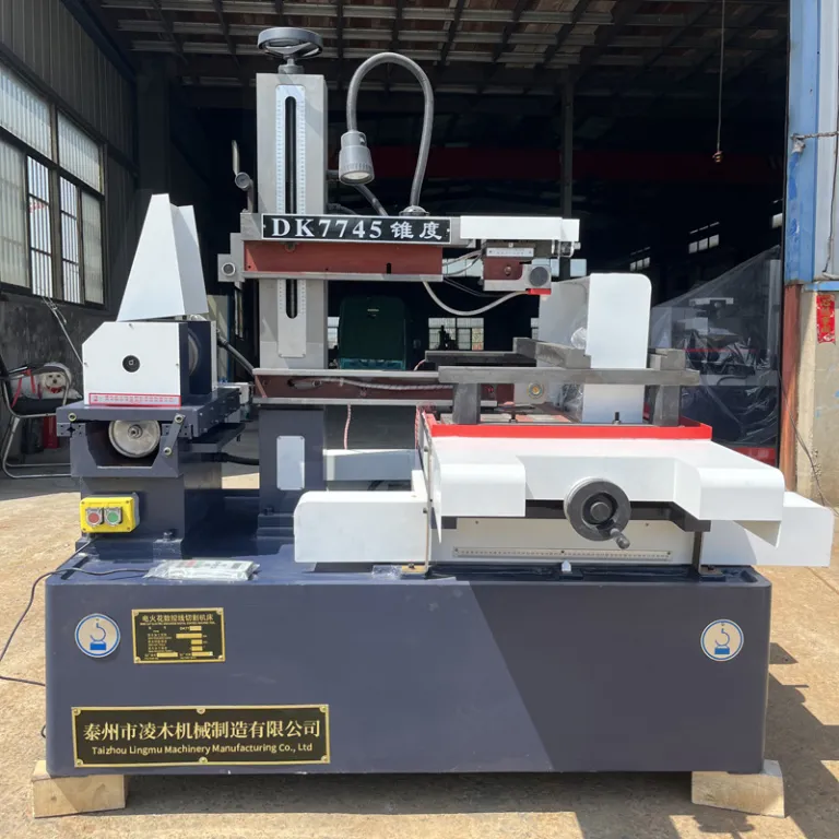 دستگاه کامل وایرکات DK77 سری سیم‌برش سریع و متوسط CNC