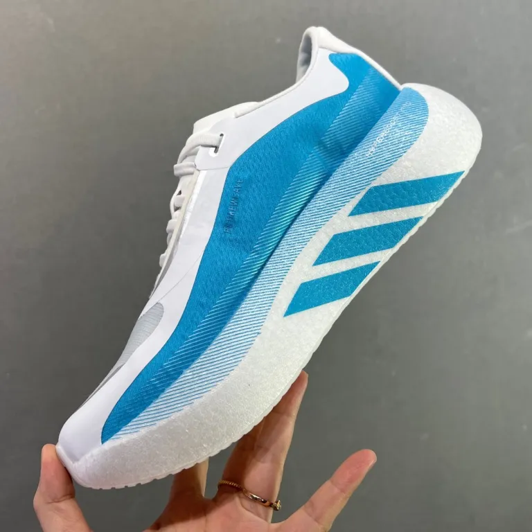 کفش ورزشی کراسبوردر Hyperboost Edge ضربه‌گیر مردانه و زنانه سبک مخصوص دویدن KI4413kk0228