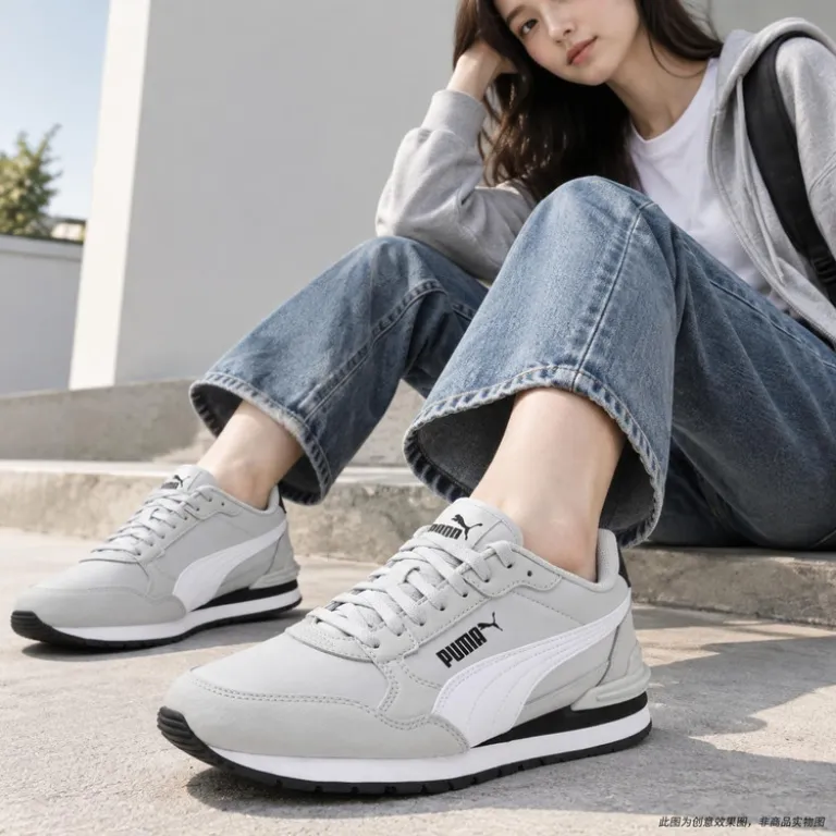 کفش ورزشی زنانه ساق کوتاه PUMA مقاوم در برابر سایش، ساده، شیک و مناسب استفاده روزمره