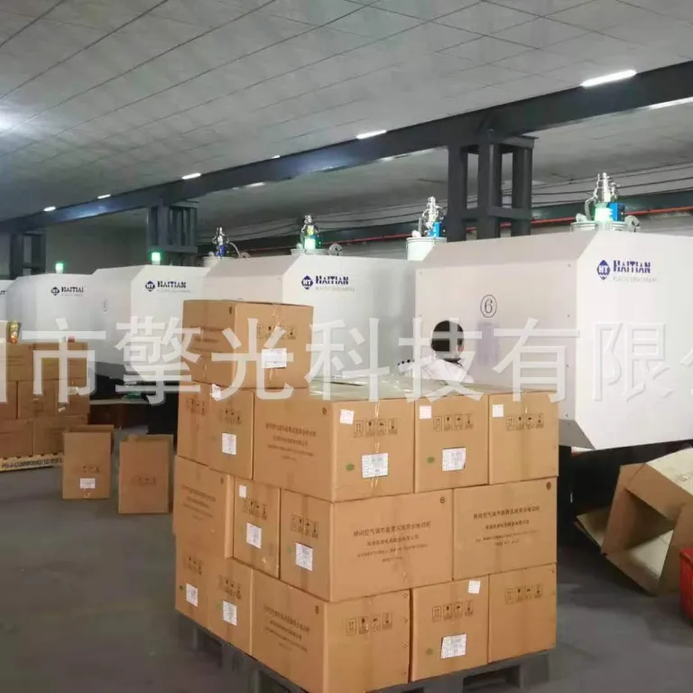 L130*W130mm لنز اپتیکی 4 عدد 3030 5050LED-36 لنز مربعی چراغ خیابانی