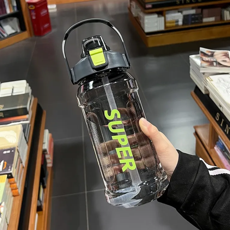 بطری آب با ظرفیت فوقالعاده زیاد 2L بطری فضایی نی‌دار مخصوص تابستان، دانش‌آموز، ورزش و تناسب اندام، بطری پلاستیکی آب، بطری آب مناسب فروش بین‌المللی
