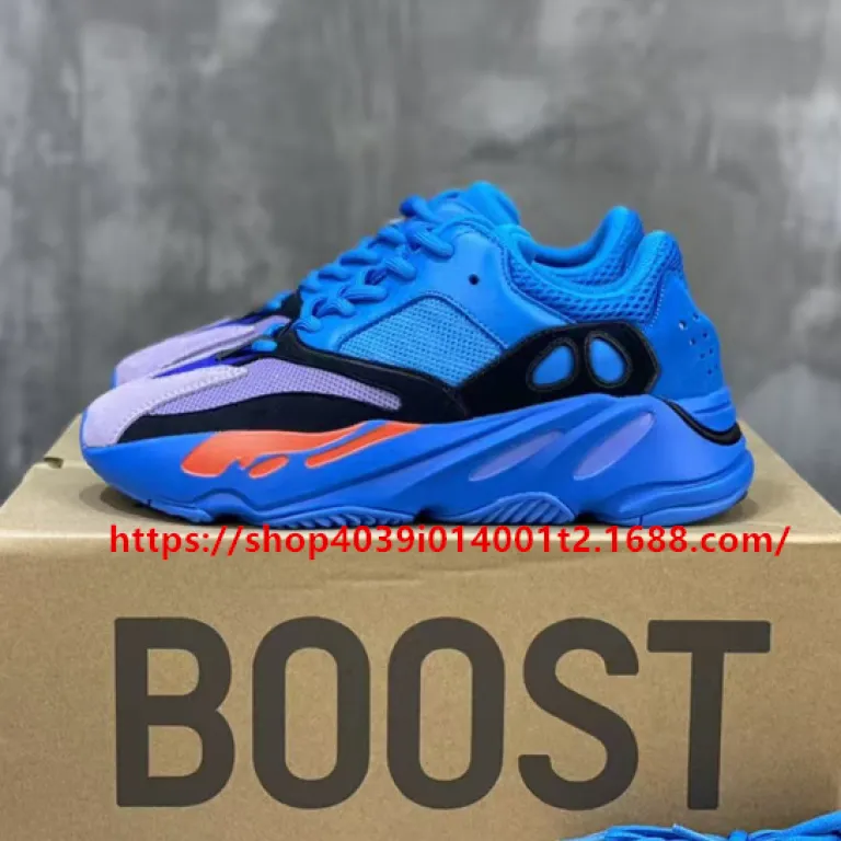 کفش اصل پوتیان یزی originalsboost700v2 مردانه و زنانه 700v3 کفش پدری ساق کوتاه مشکی