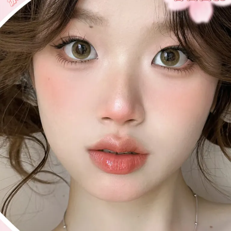 رژگونه گرادیان faiccia با درخشش مرواریدی و هایلایت، مناسب سایه چشم بنفش و کانتور طبیعی برای برجسته‌سازی و روشن‌کردن پوست، اصل