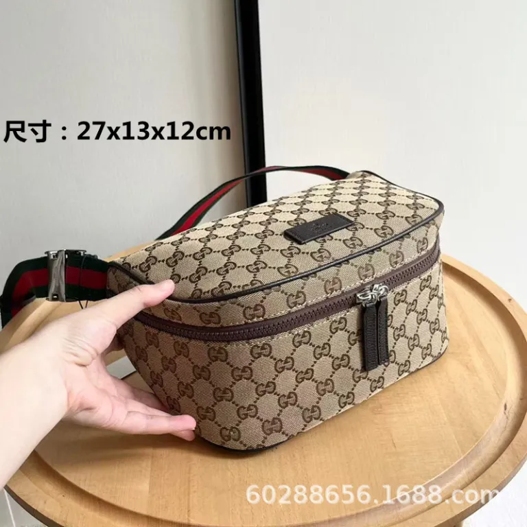 عرضه مستقیم کراس‌بوردر 2025 مدل جدید کیف مردانه m lv مشکی بلک‌واریر کیف کمری کیف سینه چرم طبیعی کیف دوشی کج شیک کیف تک‌دوش