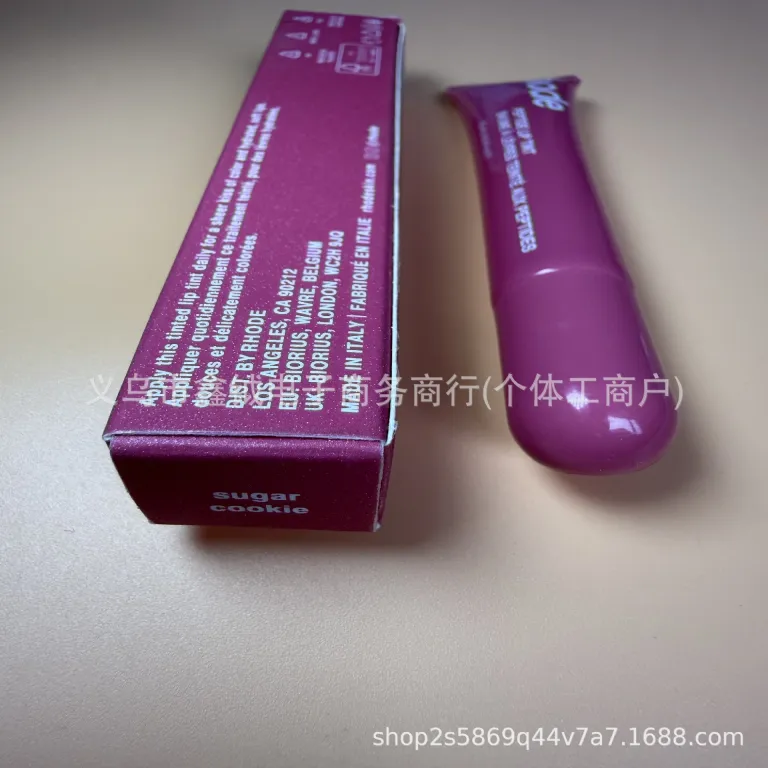 برق لب Rhode موجود در انبار کراس بوردر رنگی Raspberry Ribbon Espresso رژ لب rhode