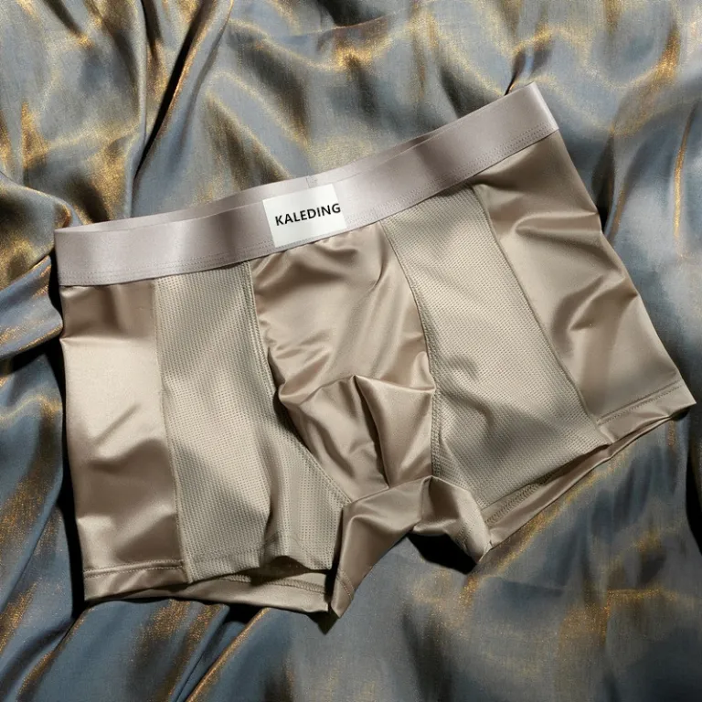 شورت مردانه لوکس ساتن ابریشمی خنک تابستانی نرم و لیز تنفس‌پذیر چهارخانه بدون درز میان‌راست