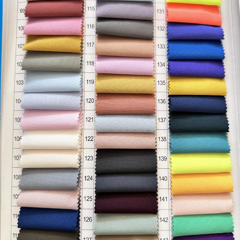 عرضه آماده 100D پارچه کشسان چهارجهته ساده 120g مناسب لباس ورزشی، پیراهن، بارانی و پوشاک زنانه و مردانه