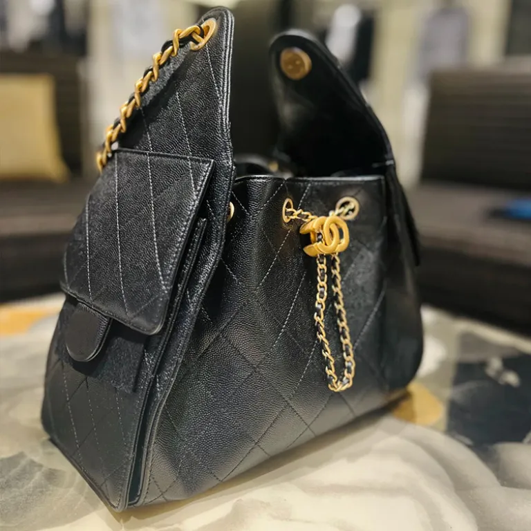 کیف زیر بغل زنانه چرم طبیعی طرح لیچی و روغنی 25bag با زنجیر مشکی و طلایی، بند کشی، چرم گاوی، مدل وینتیج