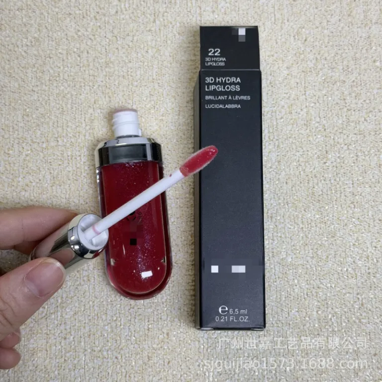 رژ لب مایع آینه‌ای تک‌سر KIO مخصوص صادرات 3D 02 22 12 رژ لب براق شیشه‌ای موجود در رنگ حبوبات 6.5ML