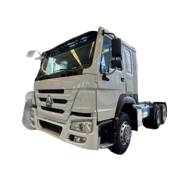 کشنده هاوو SINOTRUK 6X4 محور 420 اسب بخار دنده دستی نسخه صادراتی