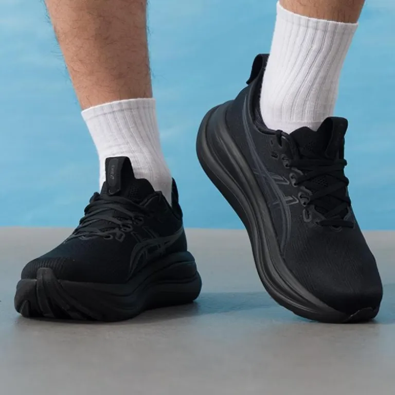کفش ورزشی سبک و تنفس‌پذیر مردانه ASICS GEL-NIMBUS 28