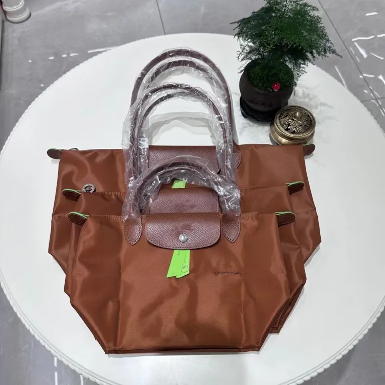 کیف توت Longchamp 70 مدل گلدوزی سالگرد، کیف دوشی، کیف دستی، کیف مامان، مناسب استفاده روزانه با ظرفیت بالا