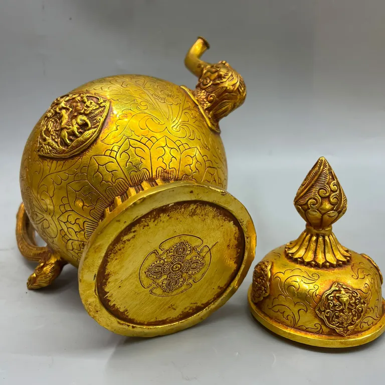 34cm قوری دسته‌اژدهایی تبتی با روکش مس خالص و آبکاری طلا، سبک آنتیک، مجسمه تزئینی مسی، اشیاء قدیمی بازار صنایع دستی