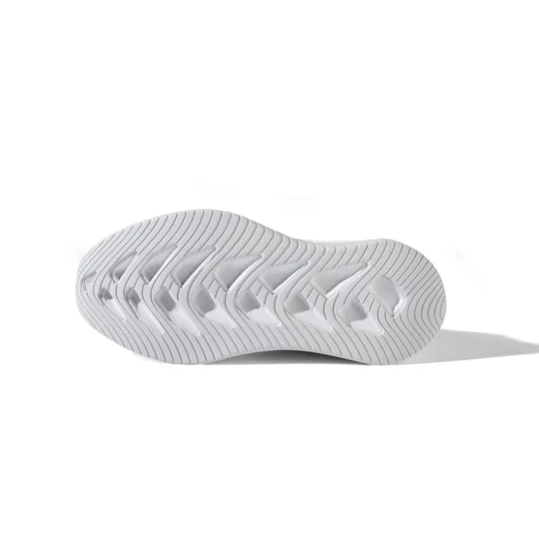 کفش ورزشی زنانه adidas سبک و راحت با رویه توری تنفسپذیر و مقاوم در برابر سایش مناسب دویدن