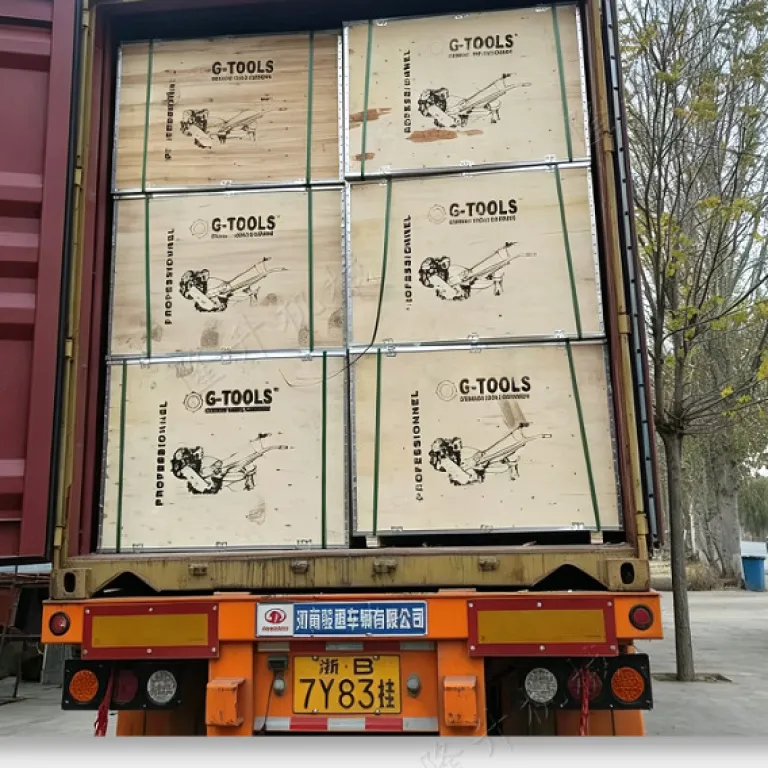 تراکتور کمرشکن زنجیری کوچک قرمز گاو کوچک برای شخم‌زنی باغچه و کوهستان، دستگاه روتیواتور چرخ‌زنجیری و کانال‌کن