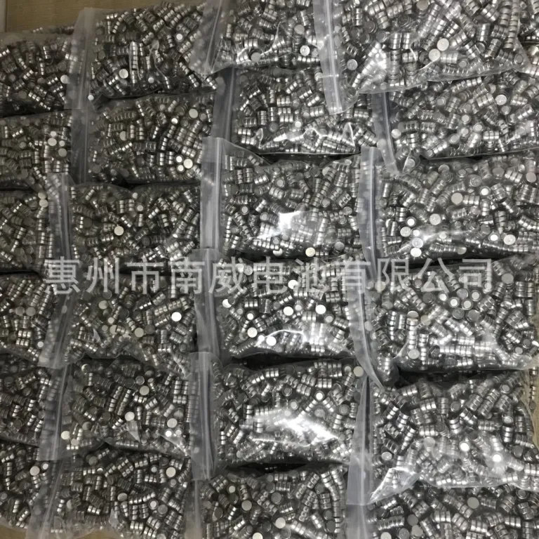 موجود در انبار LR41/AG3/L736 باتری سکه‌ای 3 عددی بسته ترکیبی 4.5V قلم اتصال سری الکترونیکی lr41