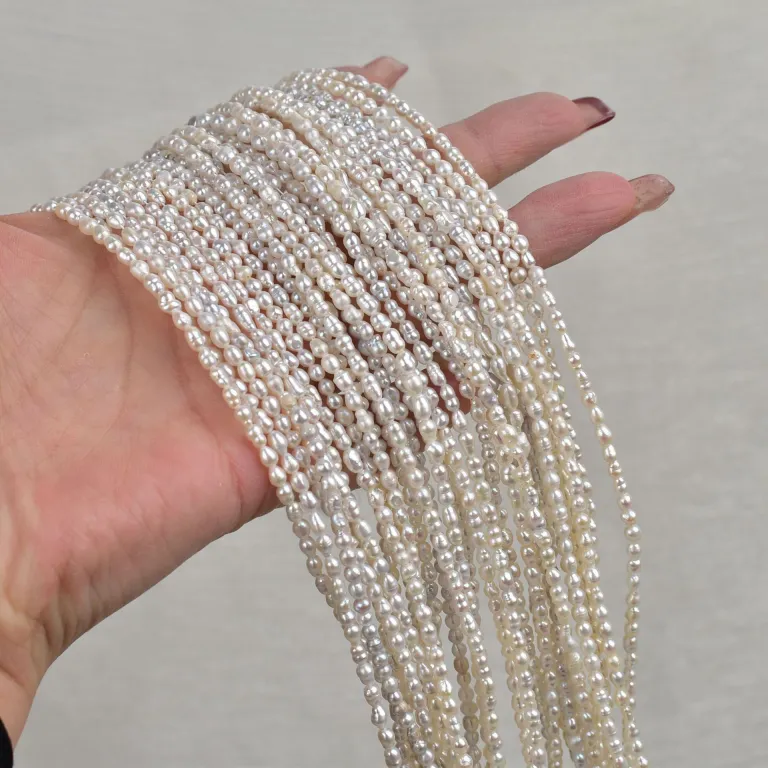 مروارید آب شیرین طبیعی باروک اشکال نامنظم در اندازه‌های متنوع مروارید رشته‌ای پیچ‌دار برای ساخت زیورآلات