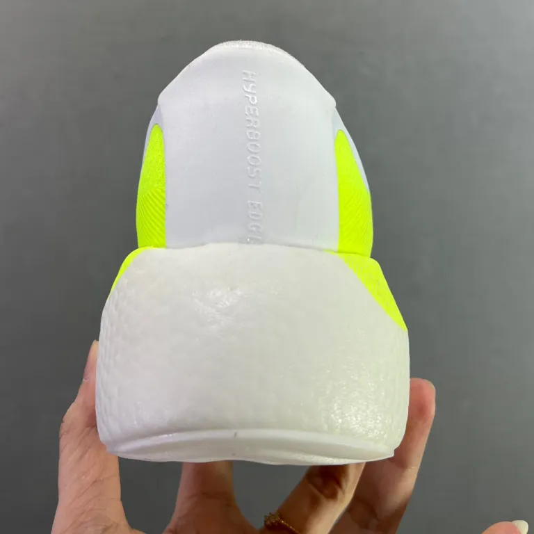 کفش ورزشی کراسبوردر Hyperboost Edge ضربه‌گیر مردانه و زنانه سبک مخصوص دویدن KI4413kk0228